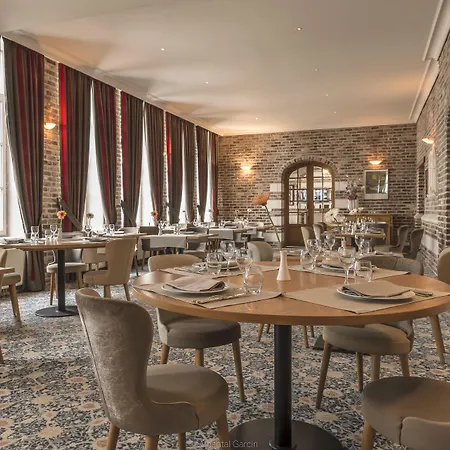 Hotel De L'univers 4*