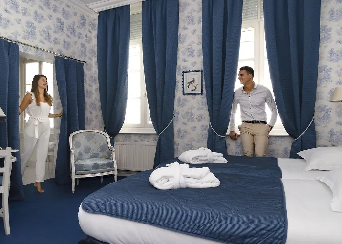 Hotel De L'univers 4*